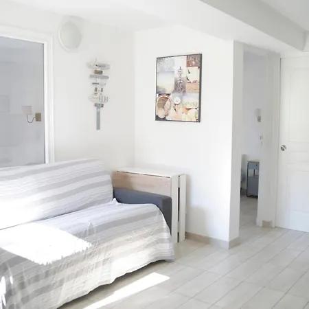 Appartamento Sunny In Heart Of Old Town *