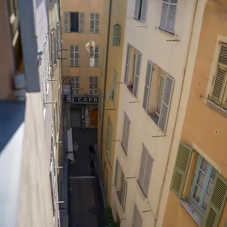 Appartamento Sunny In Heart Of Old Town *