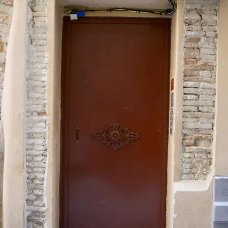 Appartamento Sunny In Heart Of Old Town *